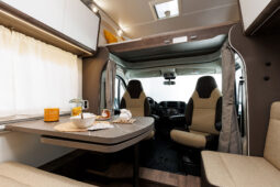 Autocaravana ocasión Benimar Sport 340 UP lleno
