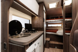 Autocaravana ocasión Benimar Sport 340 UP lleno