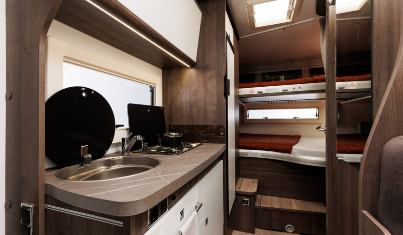 Autocaravana ocasión Benimar Sport 340 UP lleno